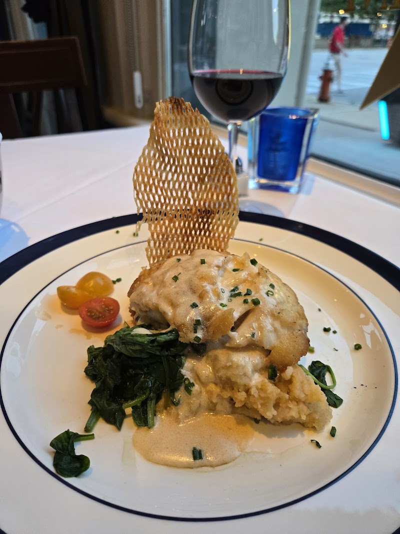 Blue Point Grille Cleveland atmosphere