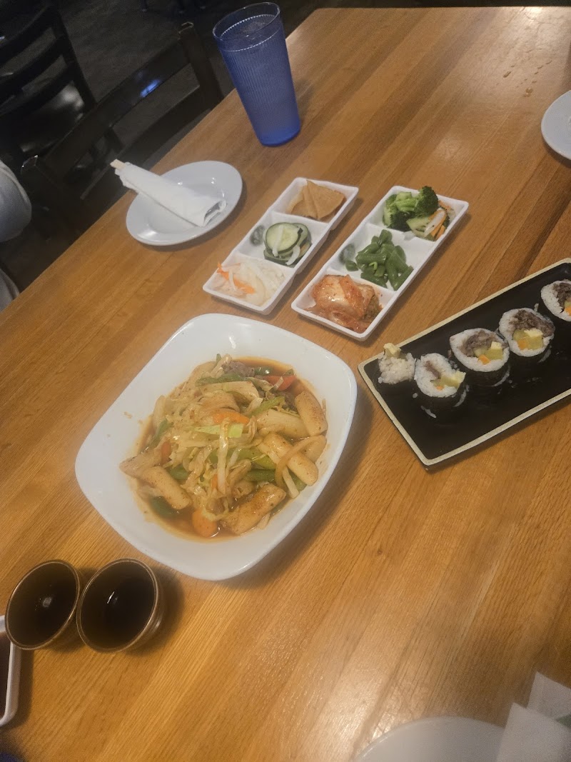 Korea House Restaurant Cleveland atmosphere