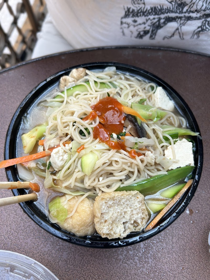 Zen Cuisine Cleveland atmosphere