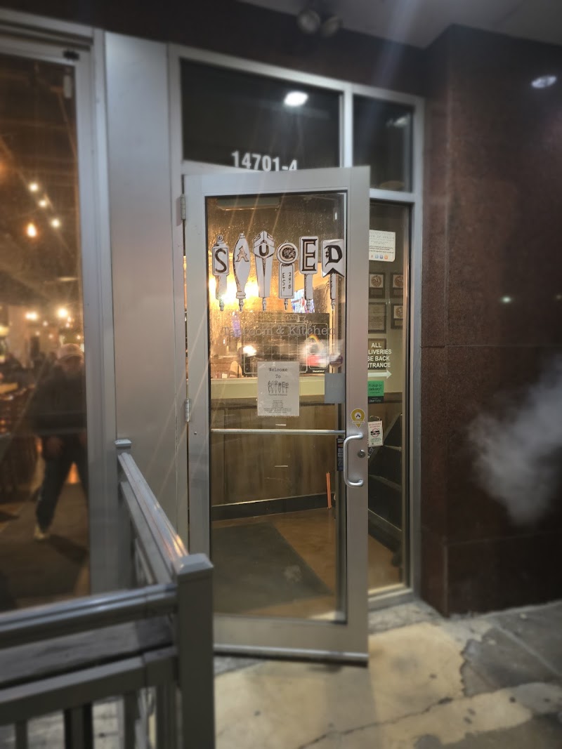 Sauced Taproom & Kitchen Cleveland atmosphere
