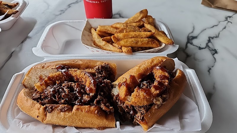 The Original Steaks and Hoagies - Parma Cleveland atmosphere