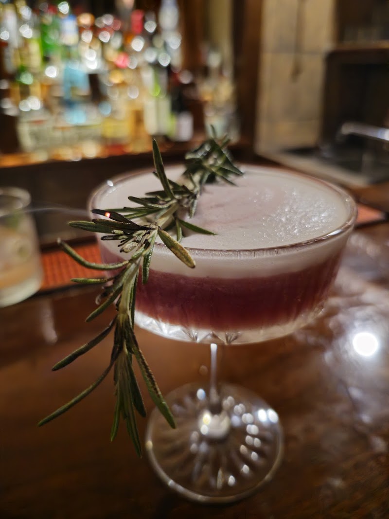 Quintana's Speakeasy Cleveland atmosphere