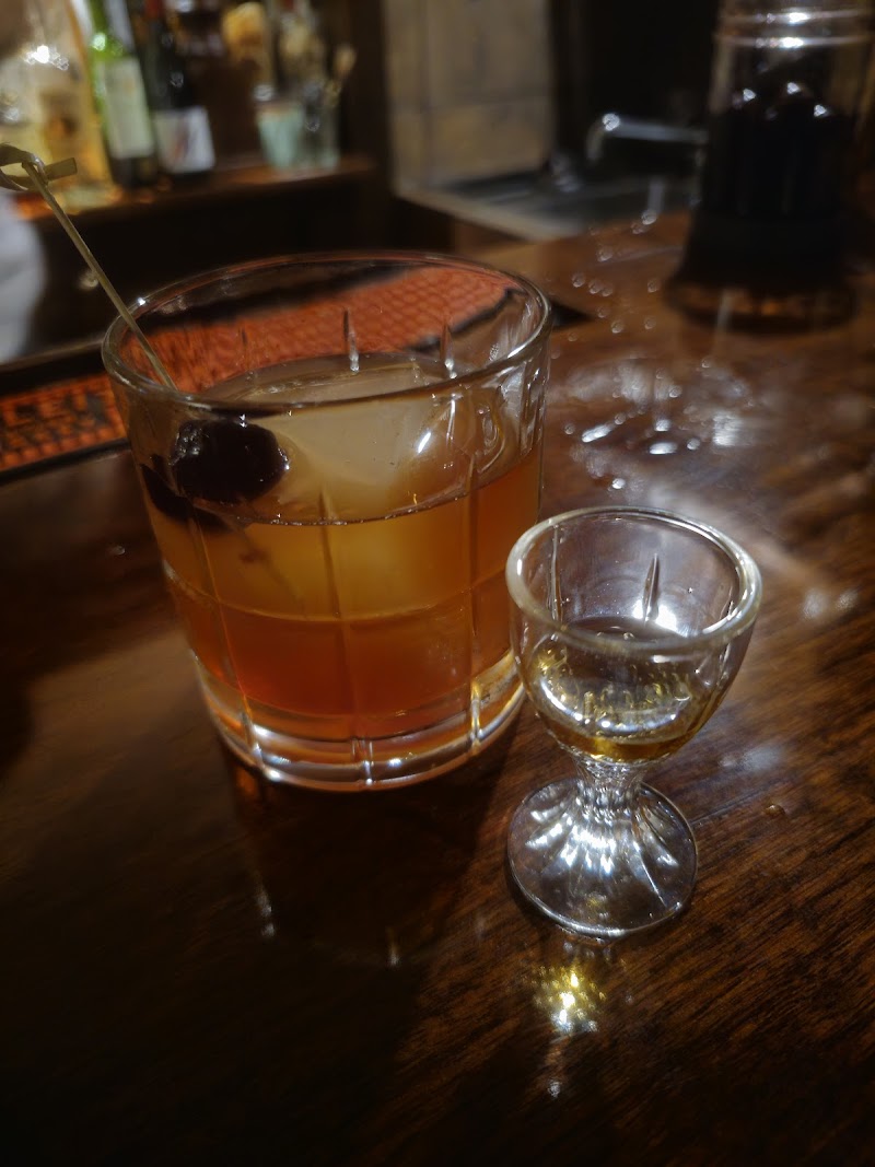 Quintana's Speakeasy Cleveland atmosphere