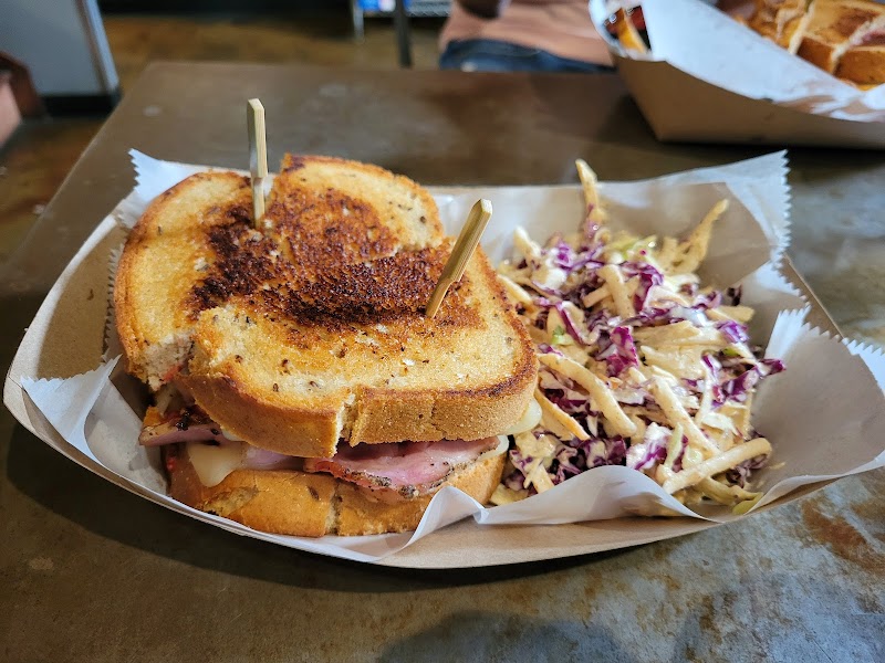 Noble Beast Brewing Co. Cleveland atmosphere