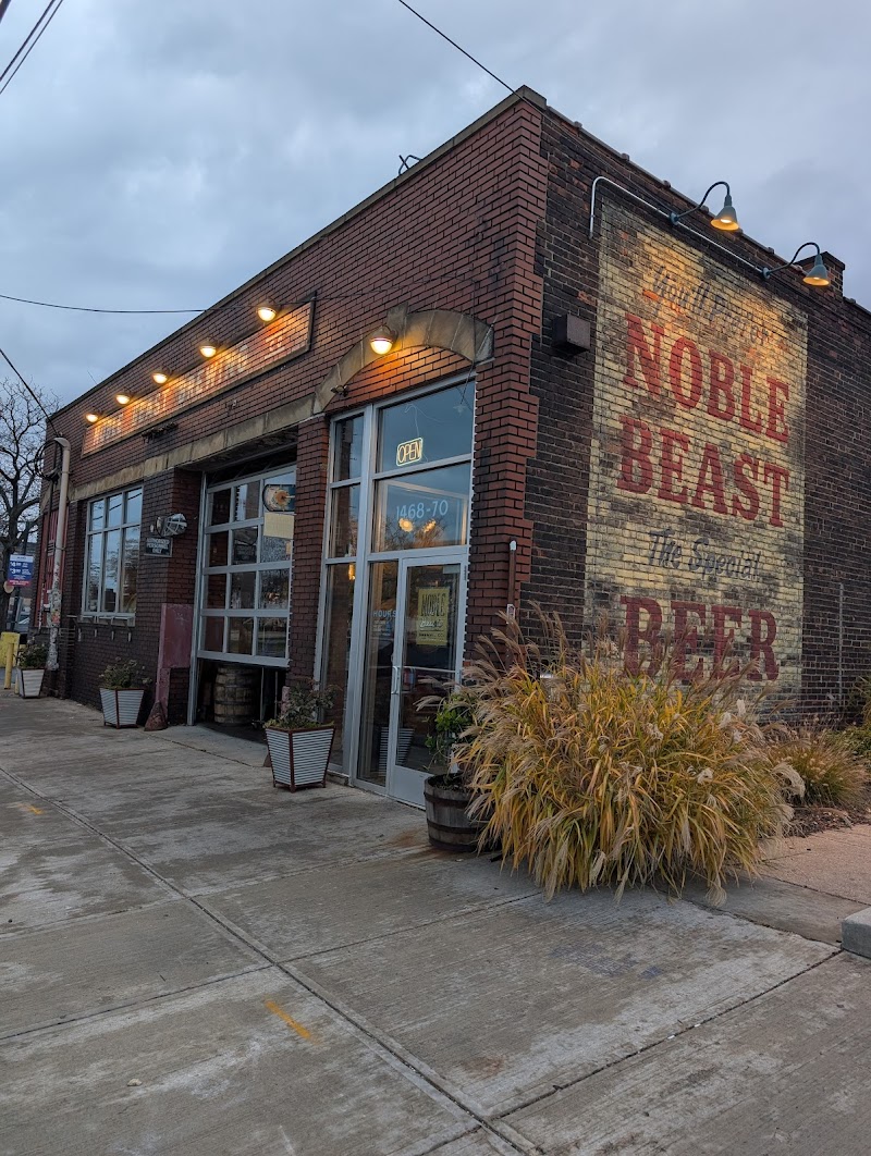 Noble Beast Brewing Co. Cleveland atmosphere