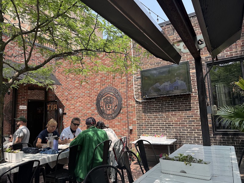 Market Garden Brewpub & Pizza Cleveland atmosphere