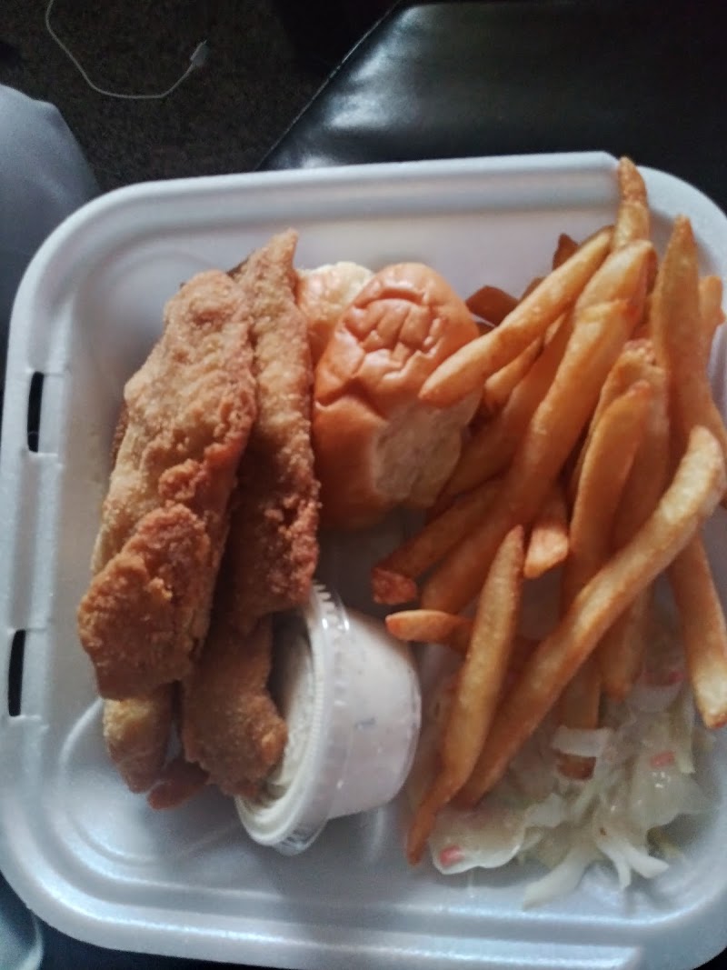 Seven Seas Seafoods Cleveland atmosphere