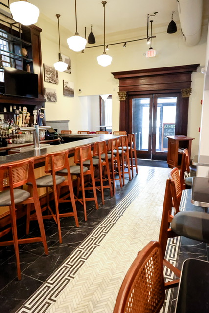 AJ Rocco's Cleveland atmosphere