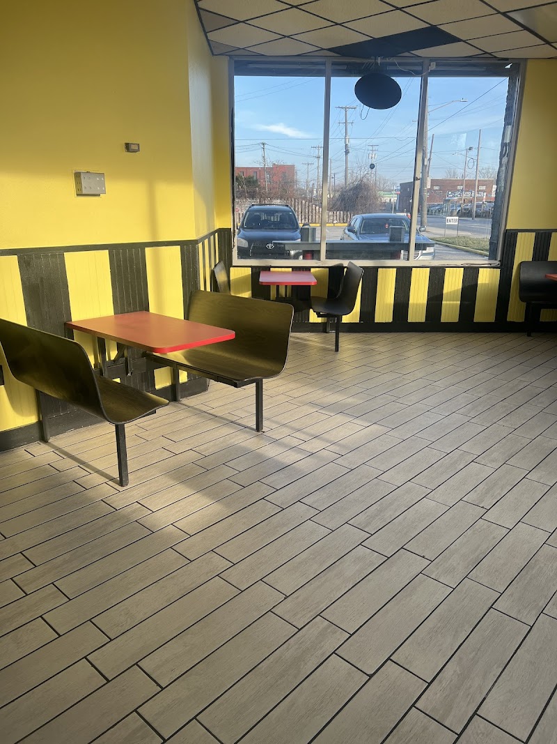 MVP's Chicken and Fish (Cleveland) Cleveland atmosphere