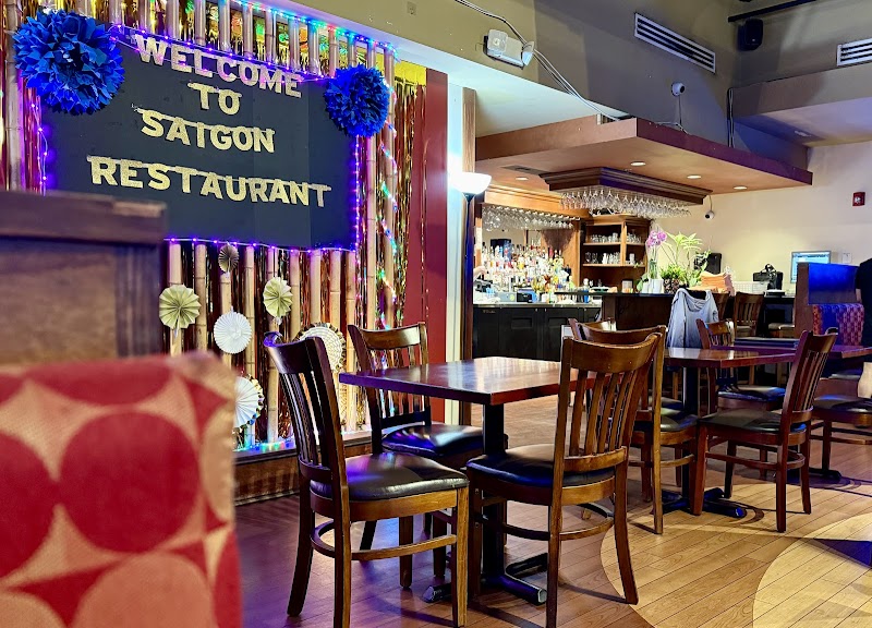 Saigon Restaurant & Bar Cleveland atmosphere