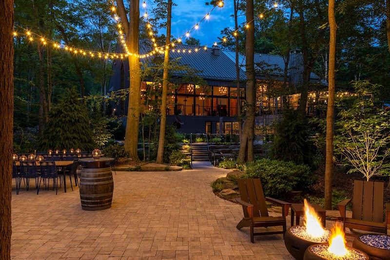 Sapphire Creek Winery & Gardens Cleveland atmosphere