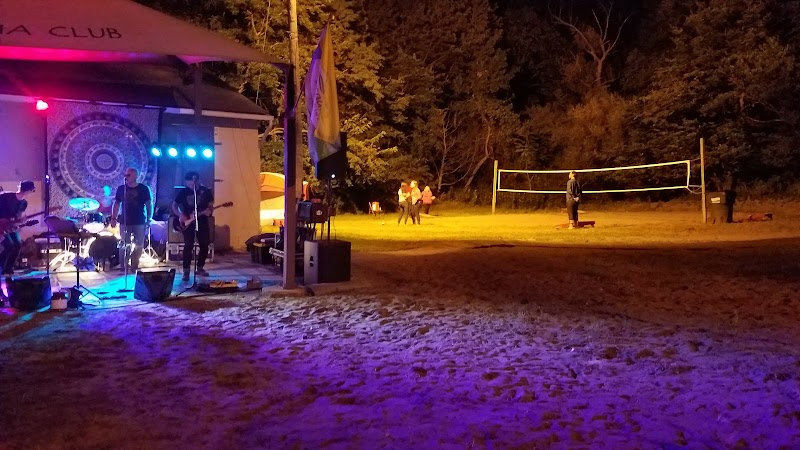 Arcadia Beach Cleveland atmosphere