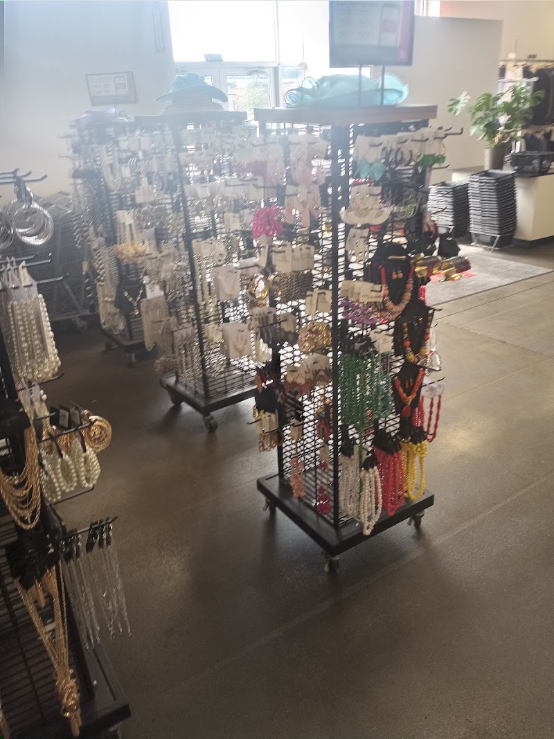 K&G Fashion Superstore Cleveland interior