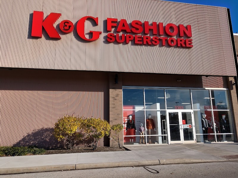 K&G Fashion Superstore Cleveland atmosphere