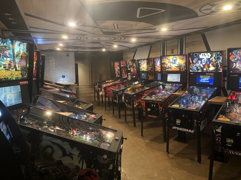 16-Bit Bar+Arcade Cleveland atmosphere