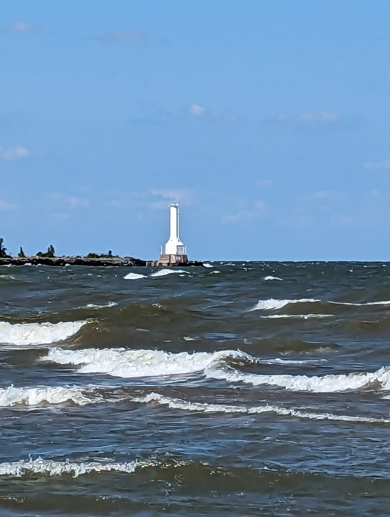Nickel Plate Beach ( Huron, OH ) Cleveland atmosphere