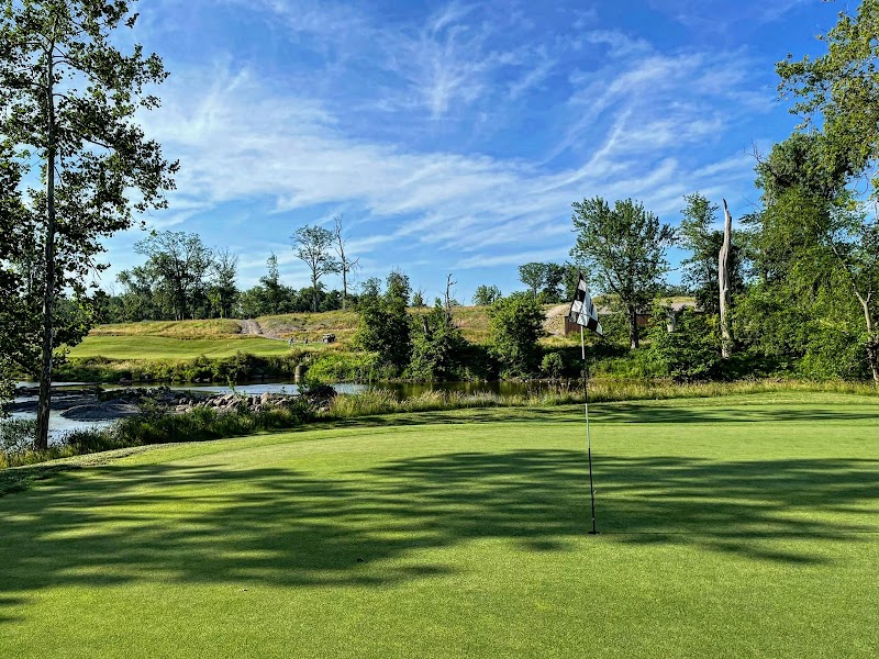 Valley of the Eagles Golf Club Cleveland interior