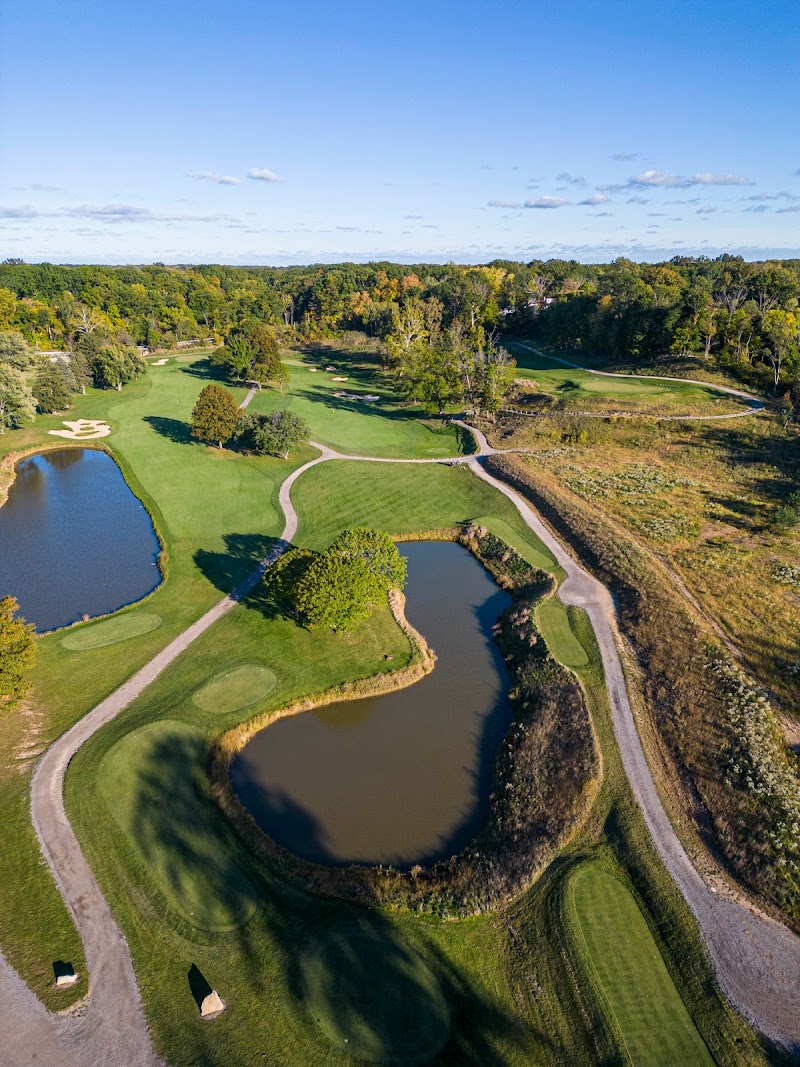 Valley of the Eagles Golf Club Cleveland atmosphere