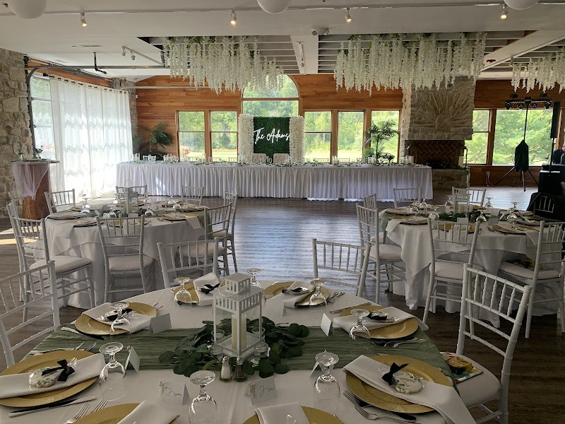 Valley of the Eagles Golf Club Cleveland atmosphere