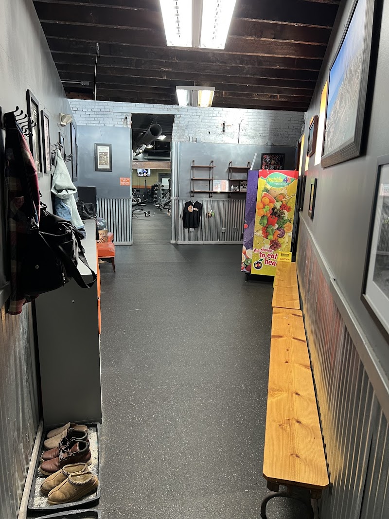 IC Fit Gym Cleveland atmosphere