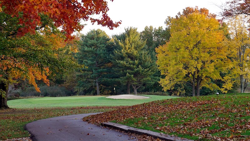 Windmill Lakes Golf Club Cleveland atmosphere