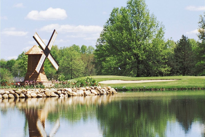 Windmill Lakes Golf Club Cleveland atmosphere