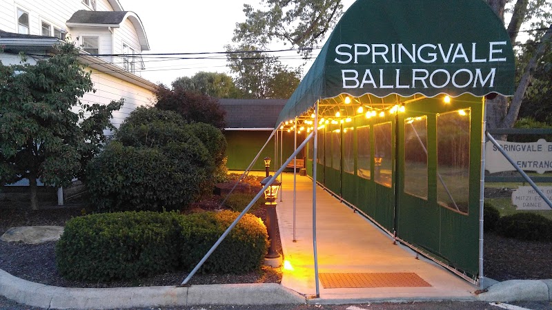Springvale Golf Course & Ballroom Cleveland atmosphere