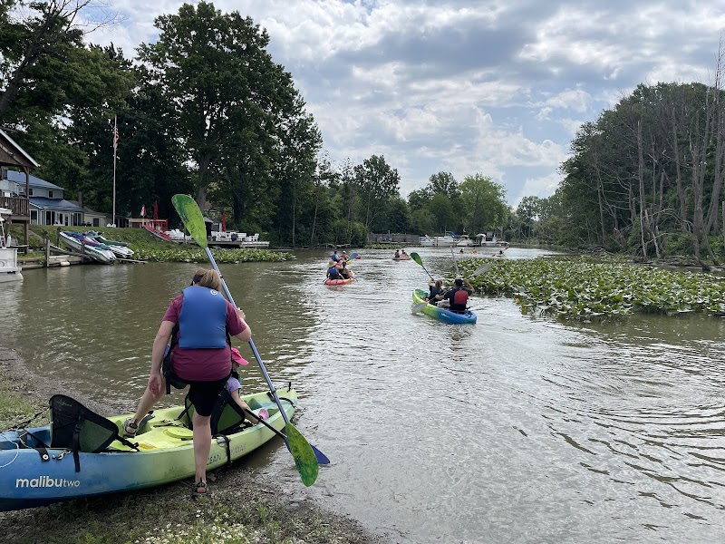 Chagrin River Kayak and Paddleboard Cleveland interior