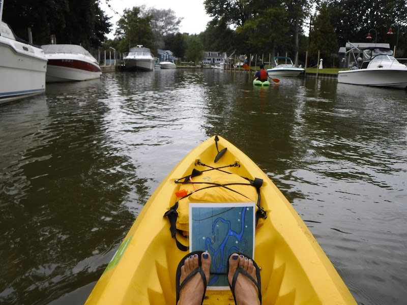 Chagrin River Kayak and Paddleboard Cleveland atmosphere