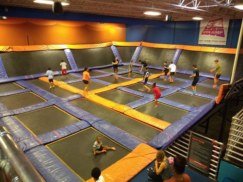 Sky Zone Highland Heights Cleveland interior