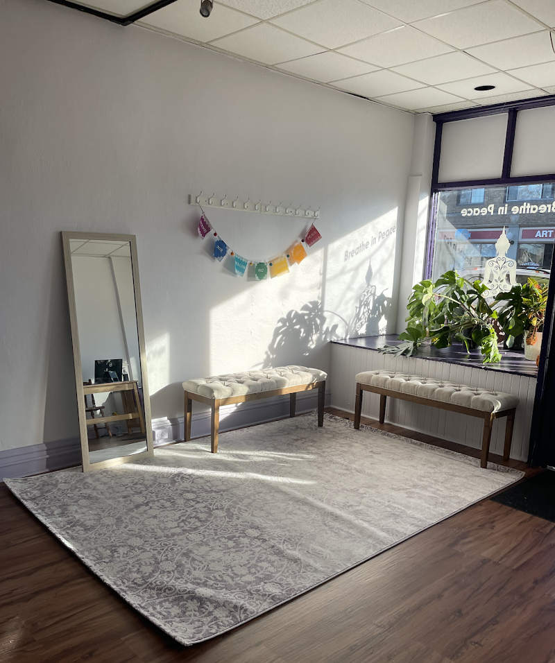 Lakewood Yoga Cleveland atmosphere