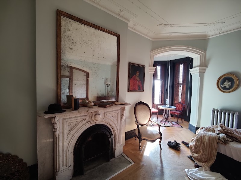 The Franklin Castle (Hannes Tiedemann House) Cleveland atmosphere
