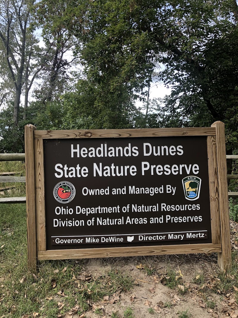 Headland Dunes State Nature Preserve Cleveland atmosphere