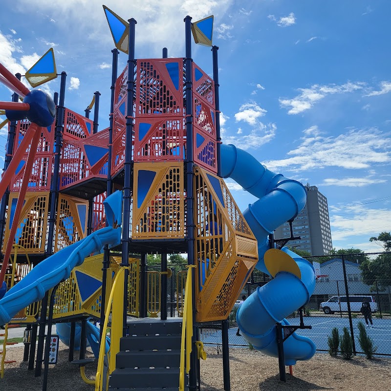 Heroes of Manufacturing Park