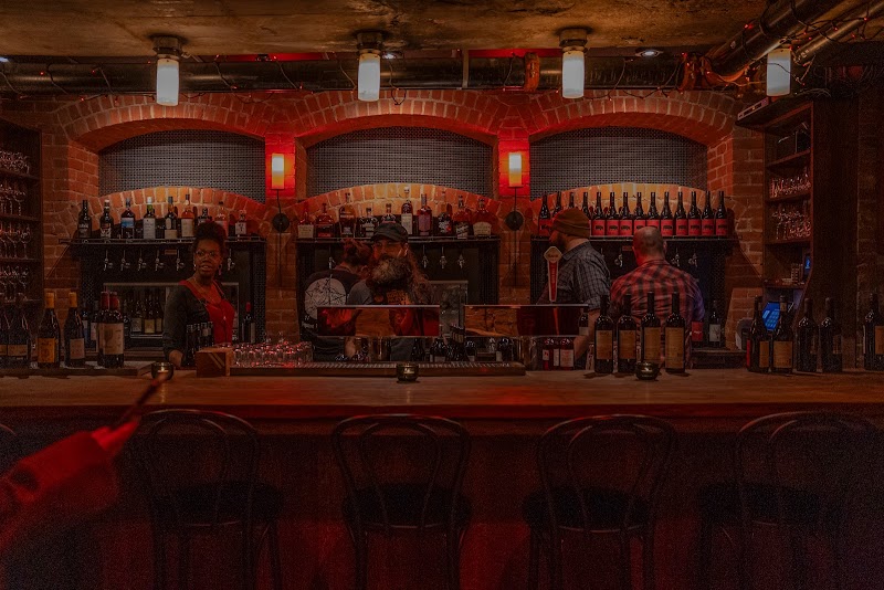 La Cave Du Vin in Cleveland