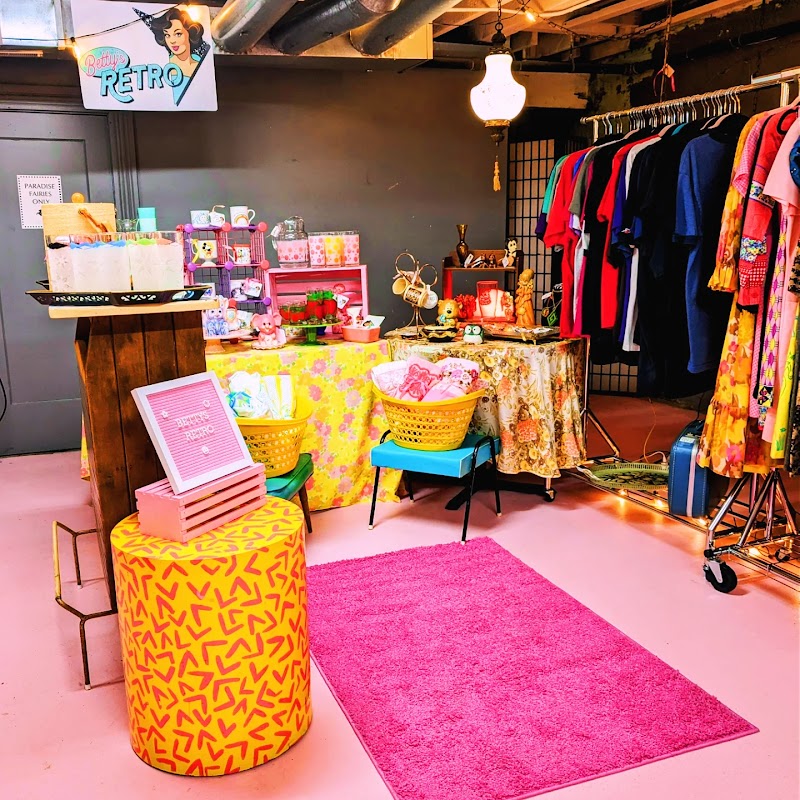 Betty's Retro Cleveland interior