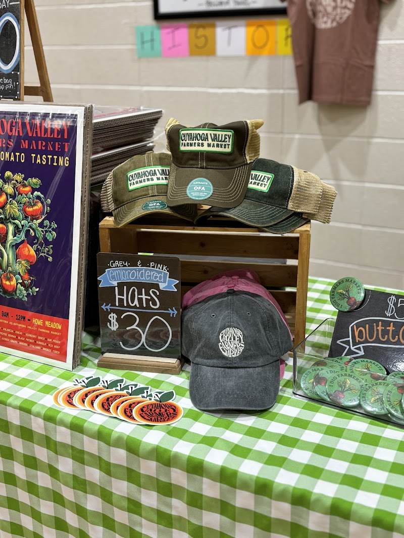 Cuyahoga Valley Farmers Market Cleveland atmosphere