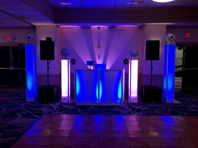 C-Town Entertainment Cleveland atmosphere