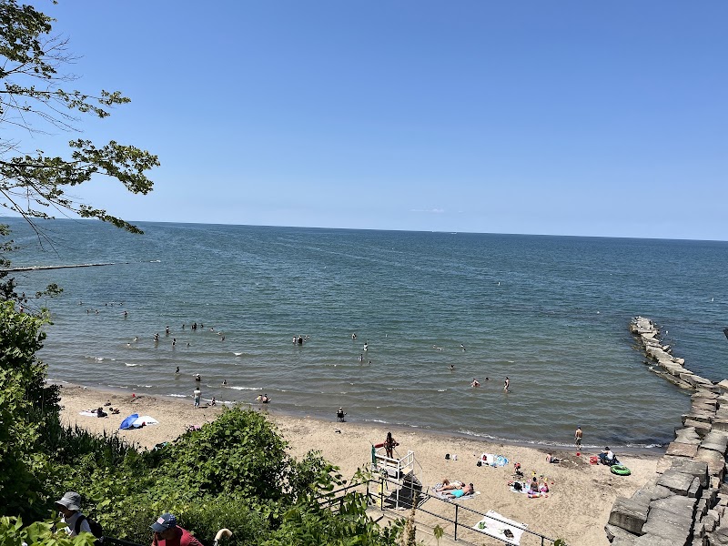 Huntington Beach Reservation Cleveland atmosphere
