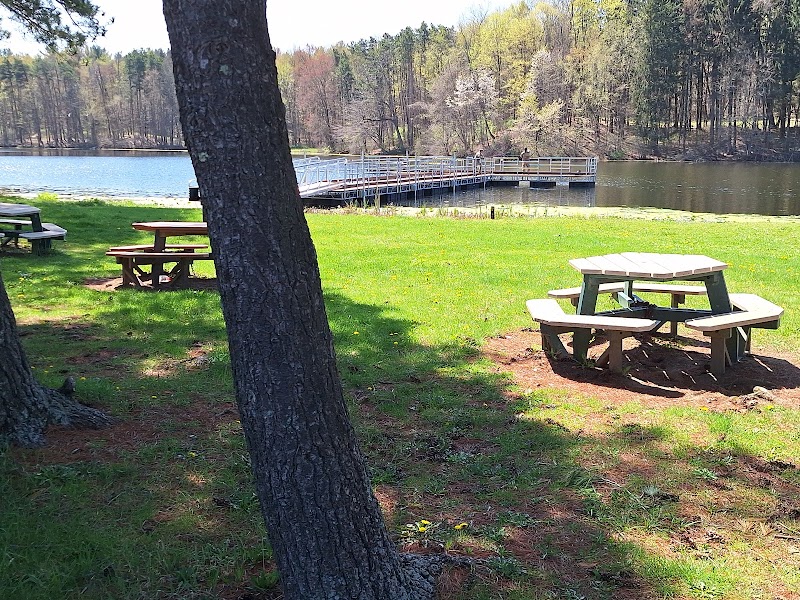 The Boathouse on Mogadore Reservoir Cleveland atmosphere