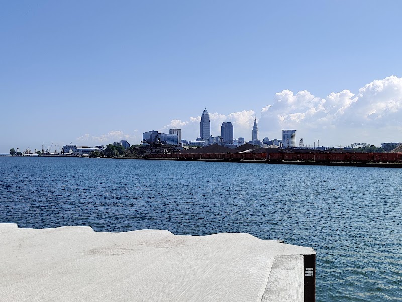 Edgewater Marina Cleveland atmosphere