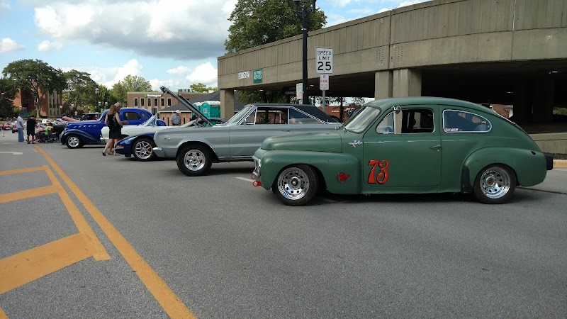 Riverfront Cruise In Cleveland atmosphere