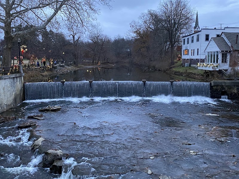 Chagrin Falls Waterfall Cleveland interior