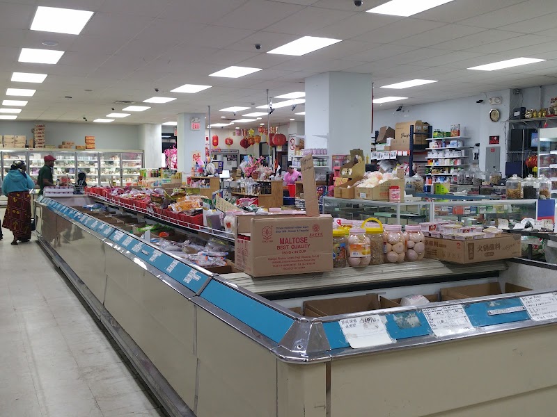 Tink Holl Cleveland interior