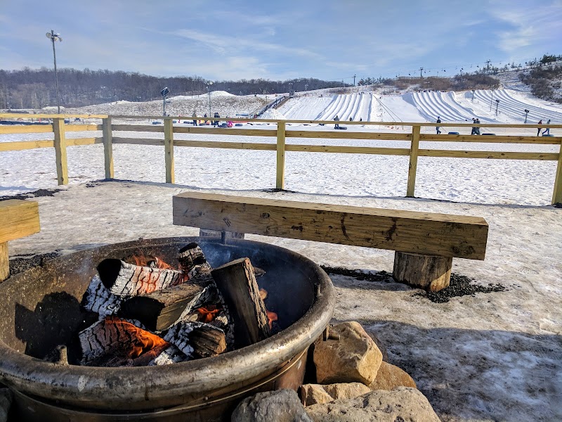 Polar Blast Snow Tubing Cleveland atmosphere