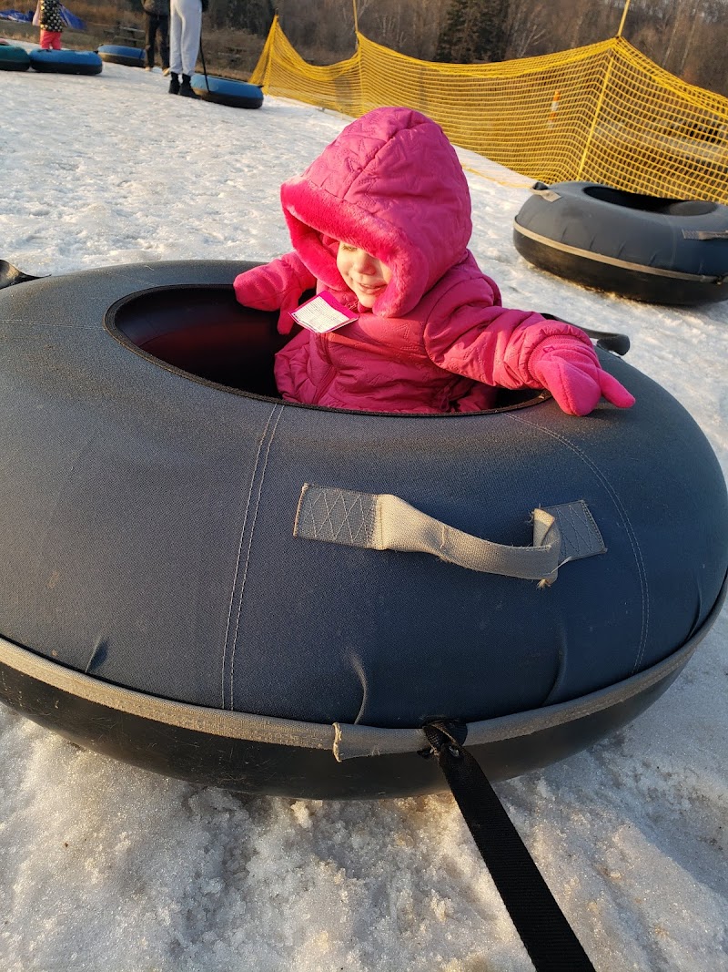 Polar Blast Snow Tubing Cleveland atmosphere