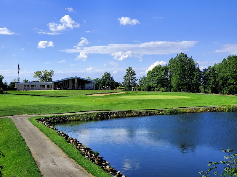 Pine Hills Golf Club Cleveland interior