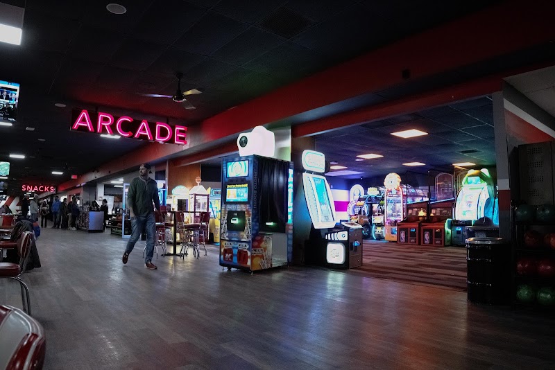 AMF North Ridgeville Lanes Cleveland atmosphere
