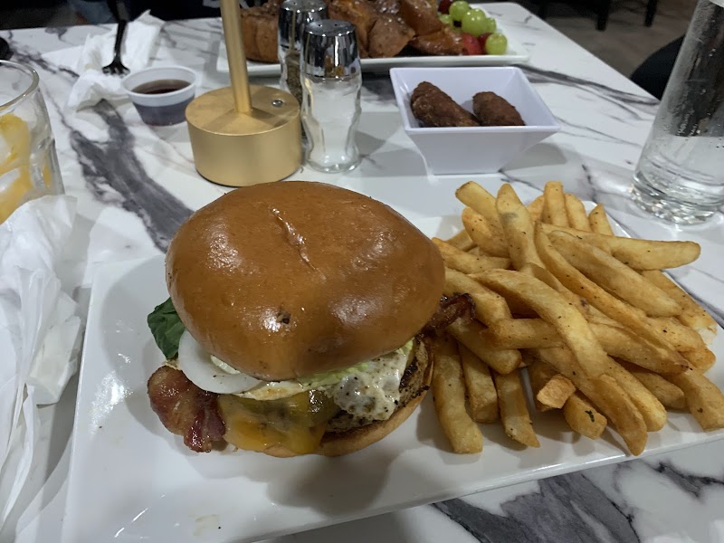 Sunset Kitchen & Lounge Cleveland atmosphere