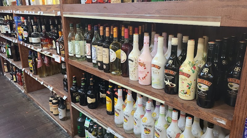 Downtown Liquor Cleveland atmosphere